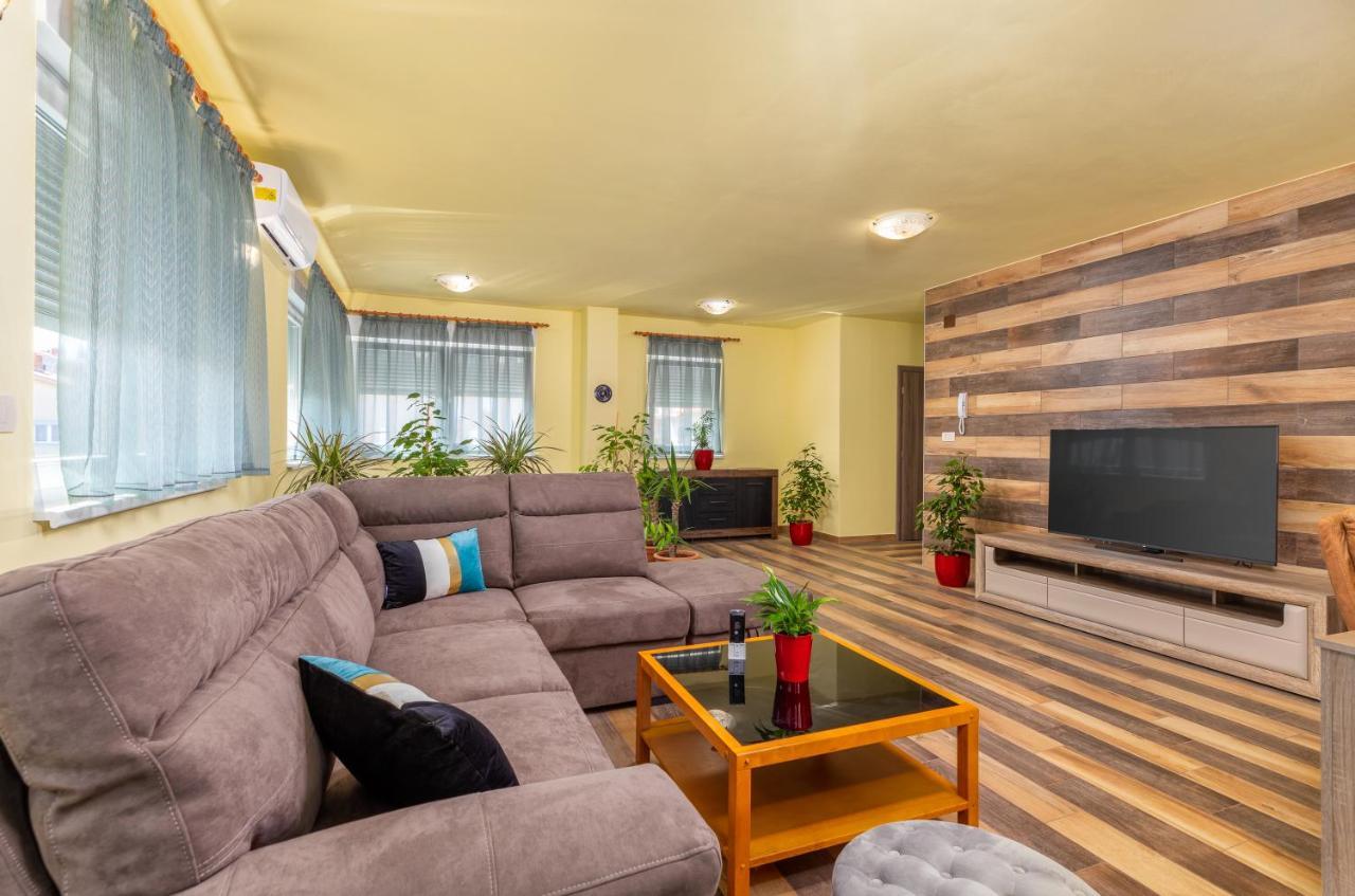 PUY Apartmani Monte מראה חיצוני תמונה