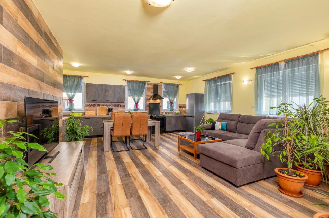 PUY Apartmani Monte מראה חיצוני תמונה