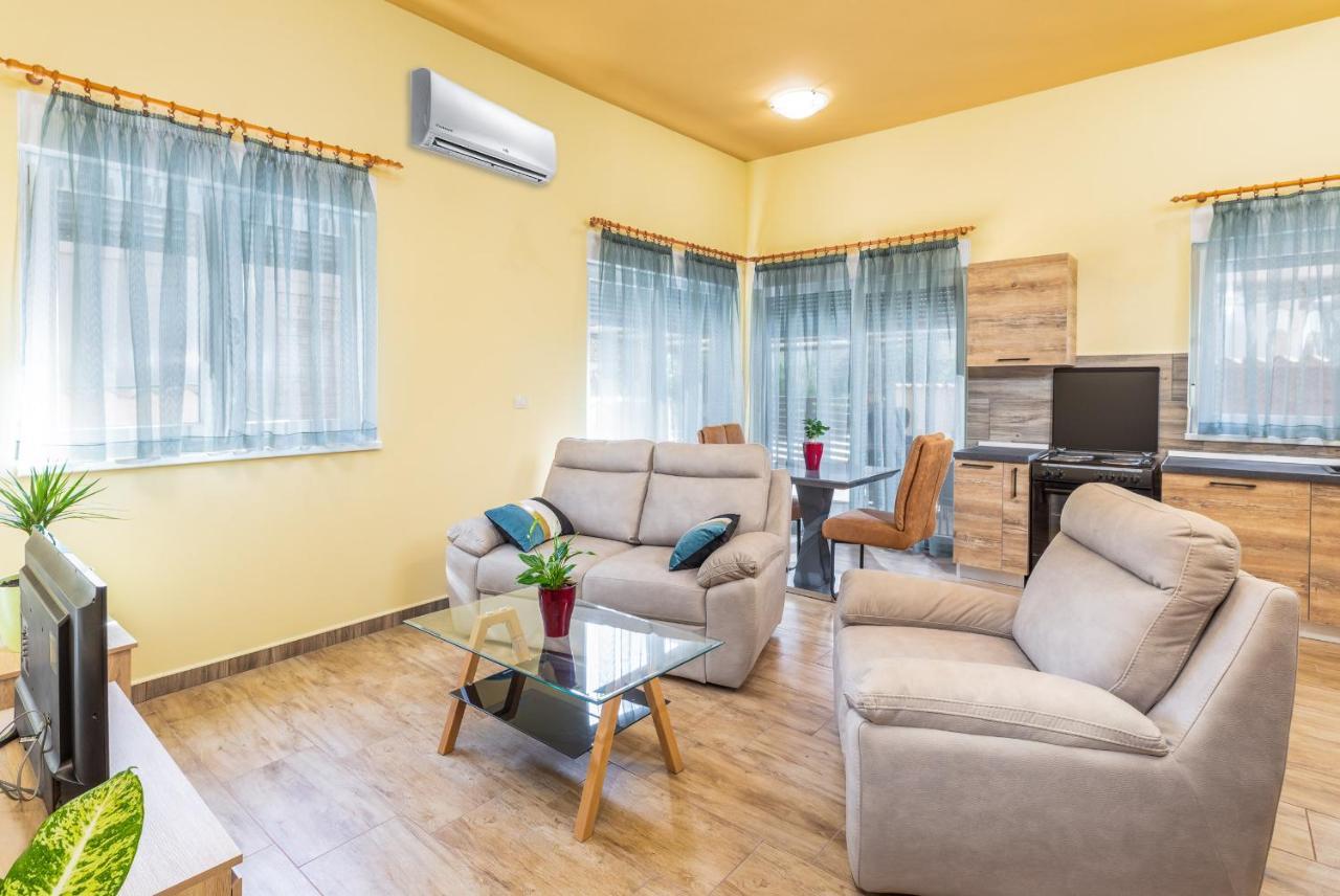 PUY Apartmani Monte מראה חיצוני תמונה
